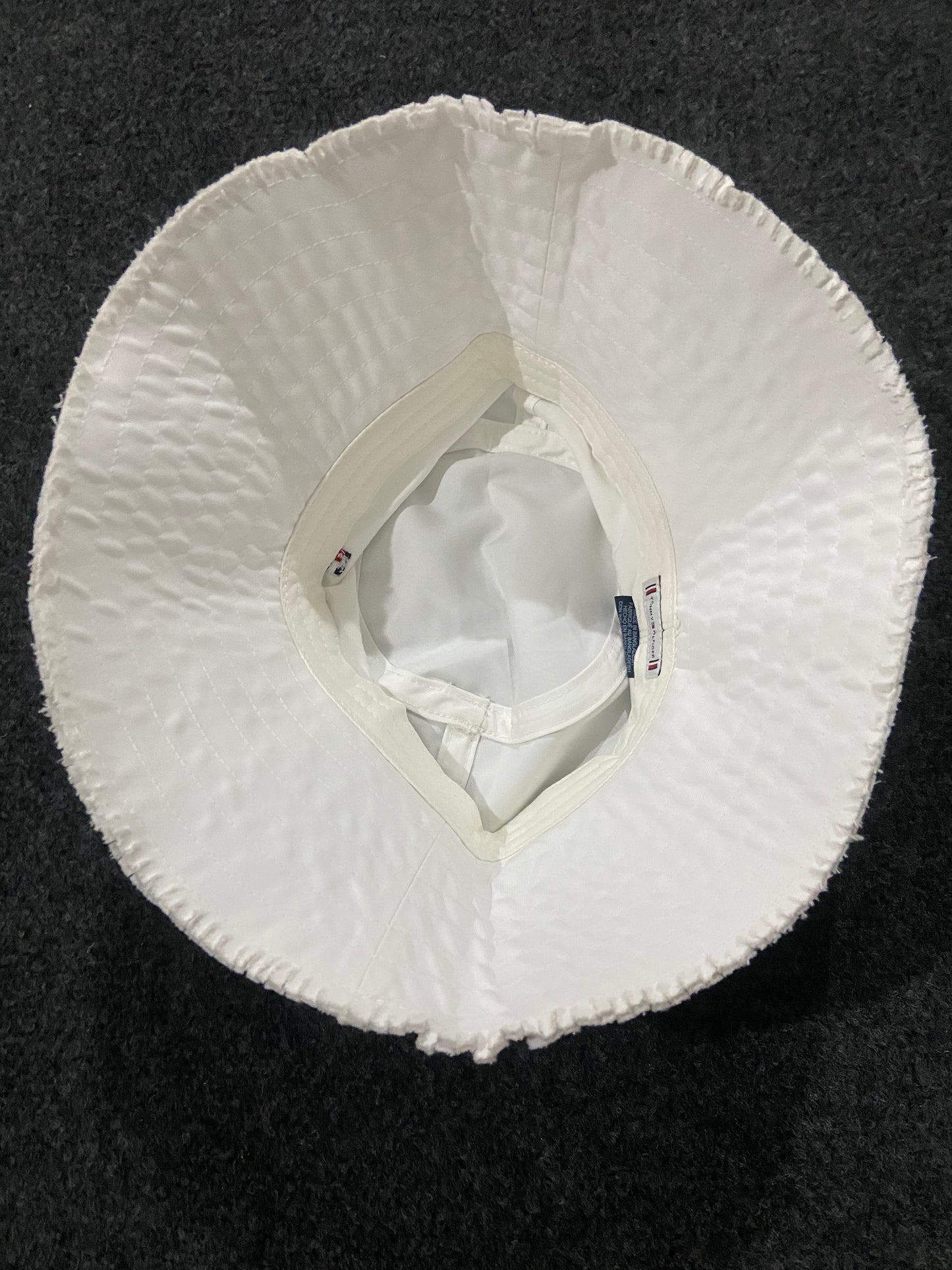 Tommy Hilfiger Essential Flag White Bucket Hat – Women