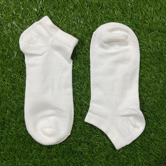 Premium White Ankle Socks for Men & Women – 5 Pairs Pack