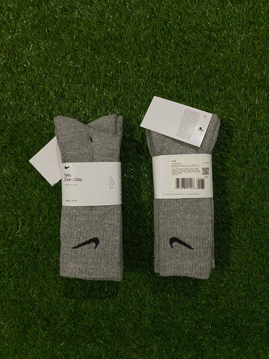 Nike Everyday Plus Cushioned Grey Crew Socks ( 3 Pairs )